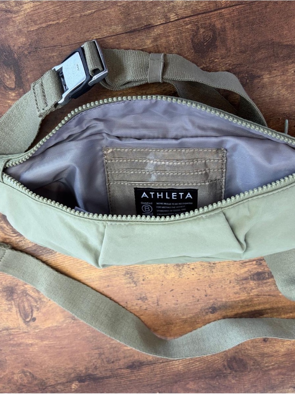 Athleta Olive Green Crossbody Belt Bag Fanny Pack Adjustable Bum Bag Card Slots